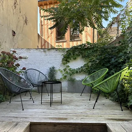 Dans Maison Originale En Centre *