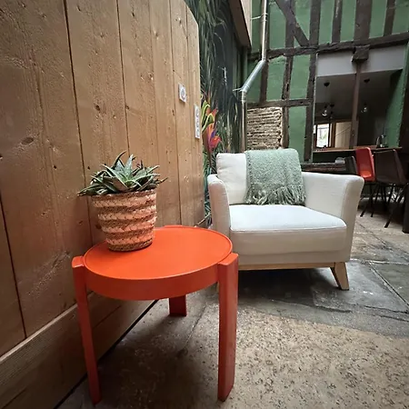 Dans Maison Originale En Centre Guest house *